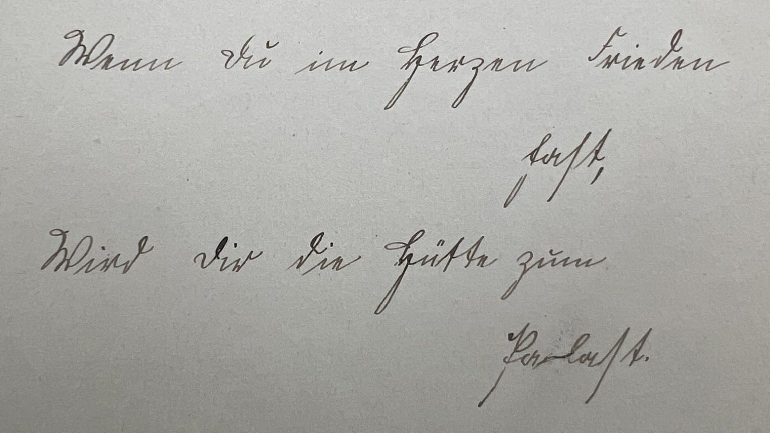 Sütterlin-Kurse – Mit Videolernkursen Sütterlin lernen und üben.