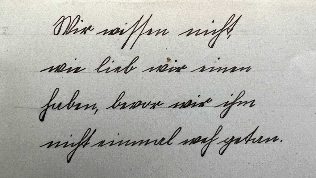 Sütterlin-Kurse – Mit Videolernkursen Sütterlin lernen und üben.